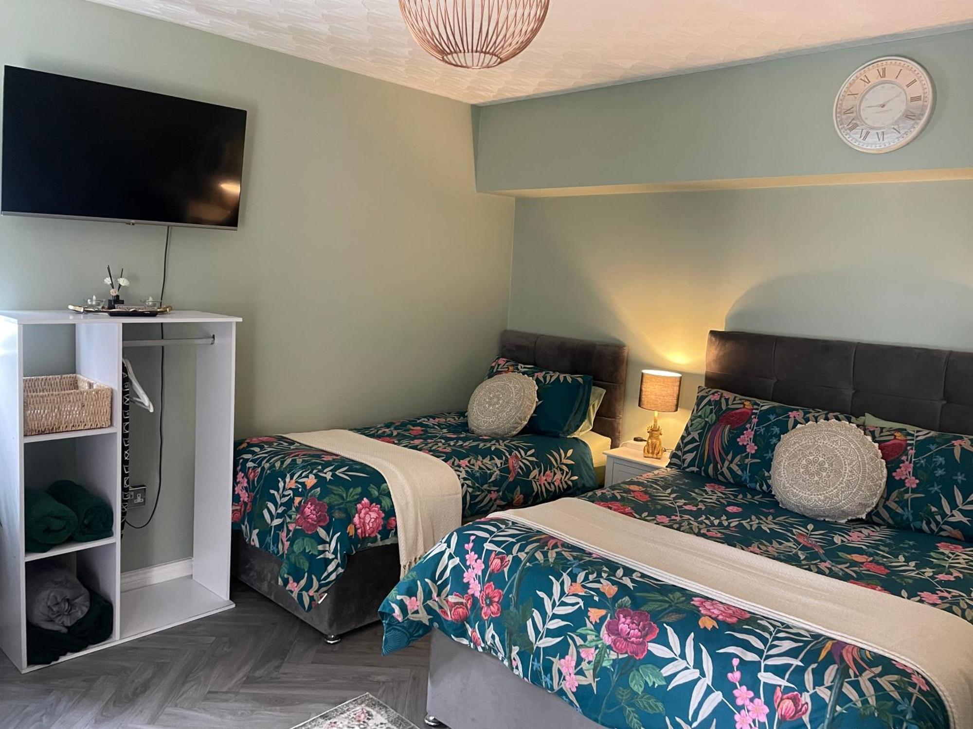 The Rose Garden Room - Self Contained Studio Ballycastle Ngoại thất bức ảnh
